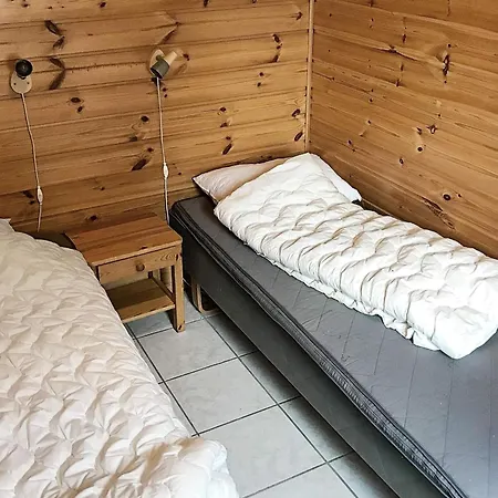 6 Person In Apartamento